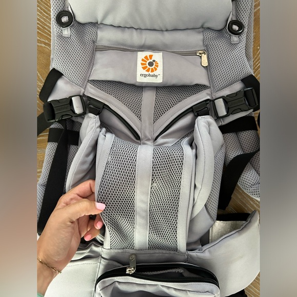 Ergobaby Omni Classic Carrier (Formerly Omni 360) - Picture 5 of 15